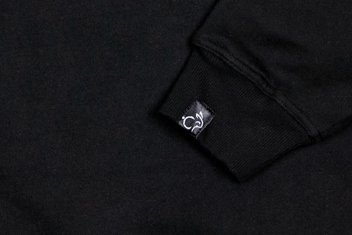 Rabbit Crewneck - Black